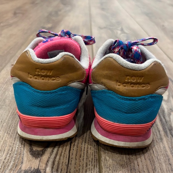 New Balance 574 Pink Teal Retro Sneakers Size 7 - Picture 4 of 9